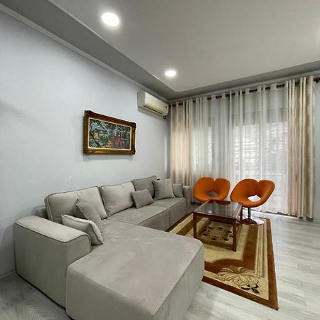 Апартаменты Stone City Apartament Гирокастра Экстерьер фото