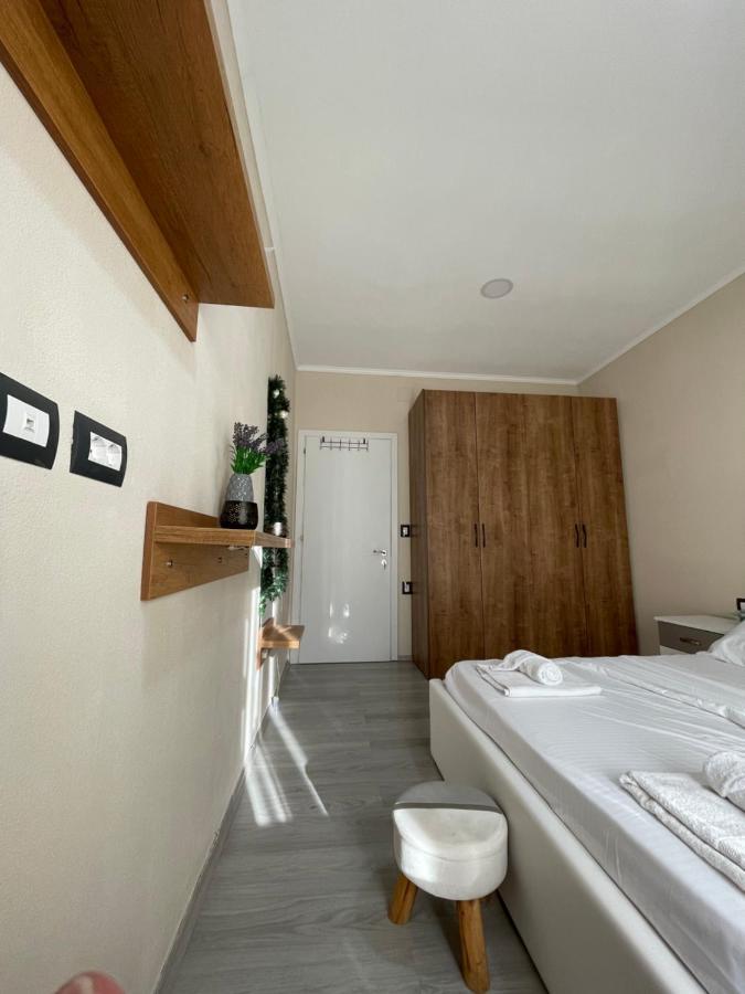 Апартаменты Stone City Apartament Гирокастра Экстерьер фото