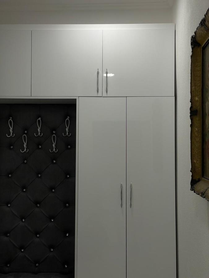 Апартаменты Stone City Apartament Гирокастра Экстерьер фото